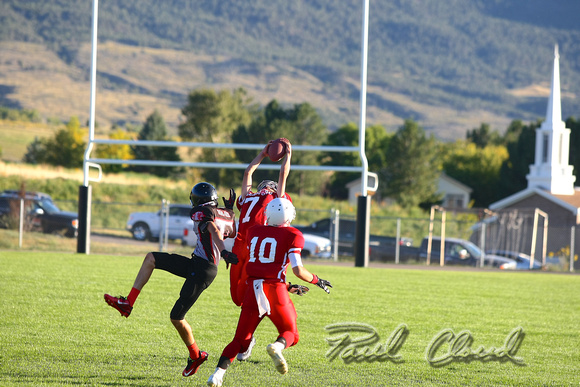 150924 GRAND VALLEY PANTHERS PCP10695